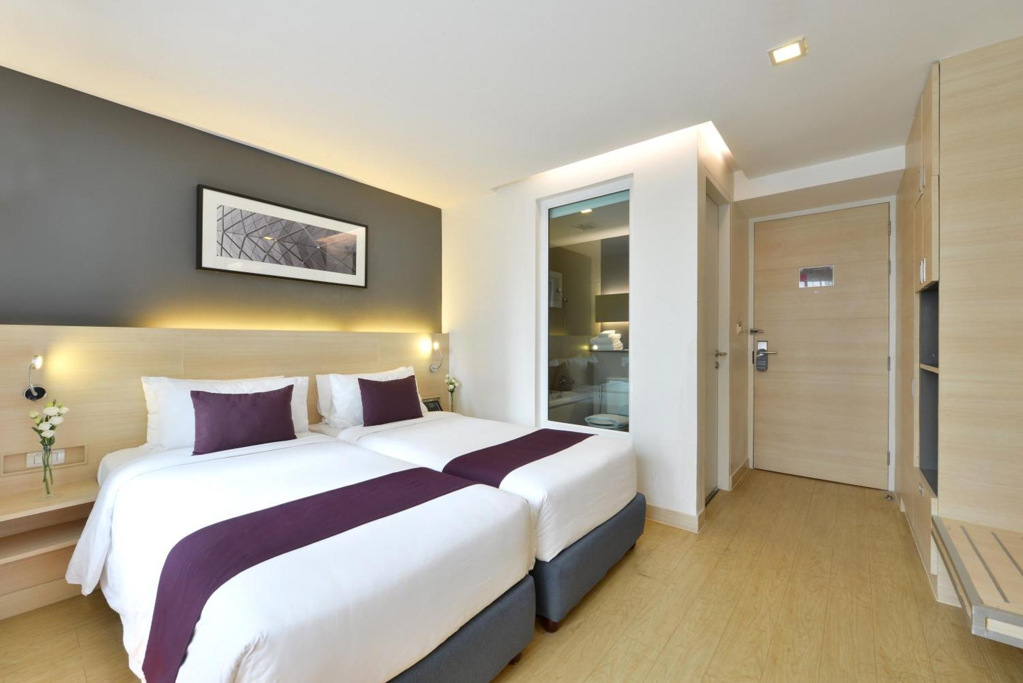 होटल Arize Sukhumvit 4*